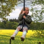Happyfarm veluwe met kinderen uitje binnen en buiten spelen