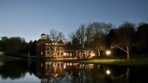 kasteel Rosendael bij nacht