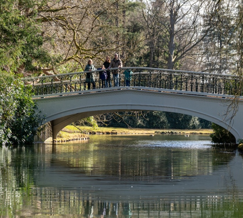 wandelen met opa en oma in Kroondomein Het Loo